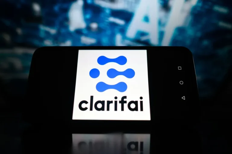 Clarifai presenta capacidades de orquestación independientes del proveedor